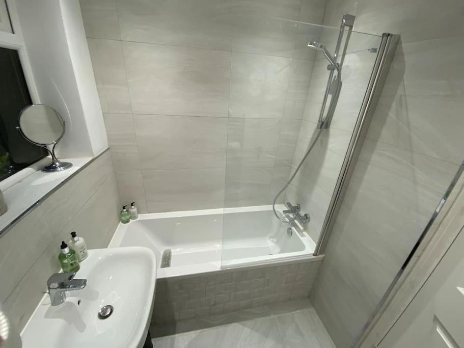 Wharfedale Lodge- Bungalow-3 Bed, 2 Bath, Amazing! Thornton  المظهر الخارجي الصورة